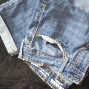 Denizen Levi's modern slim cuffed